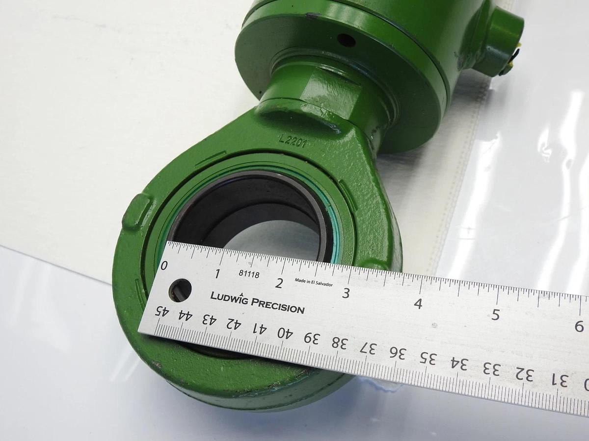 Weber Hydraulik 1098833 Cylinder 20415 Hydraulic Cylinder GREEN - NOB NEW!