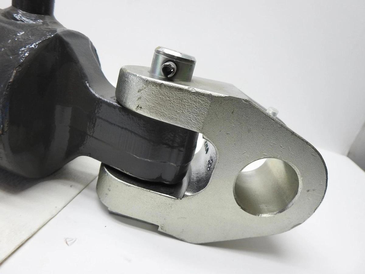 Hydraulic Top Link with Swivel and CBM Hook HD AGCO 72439050 - NOB NEW!