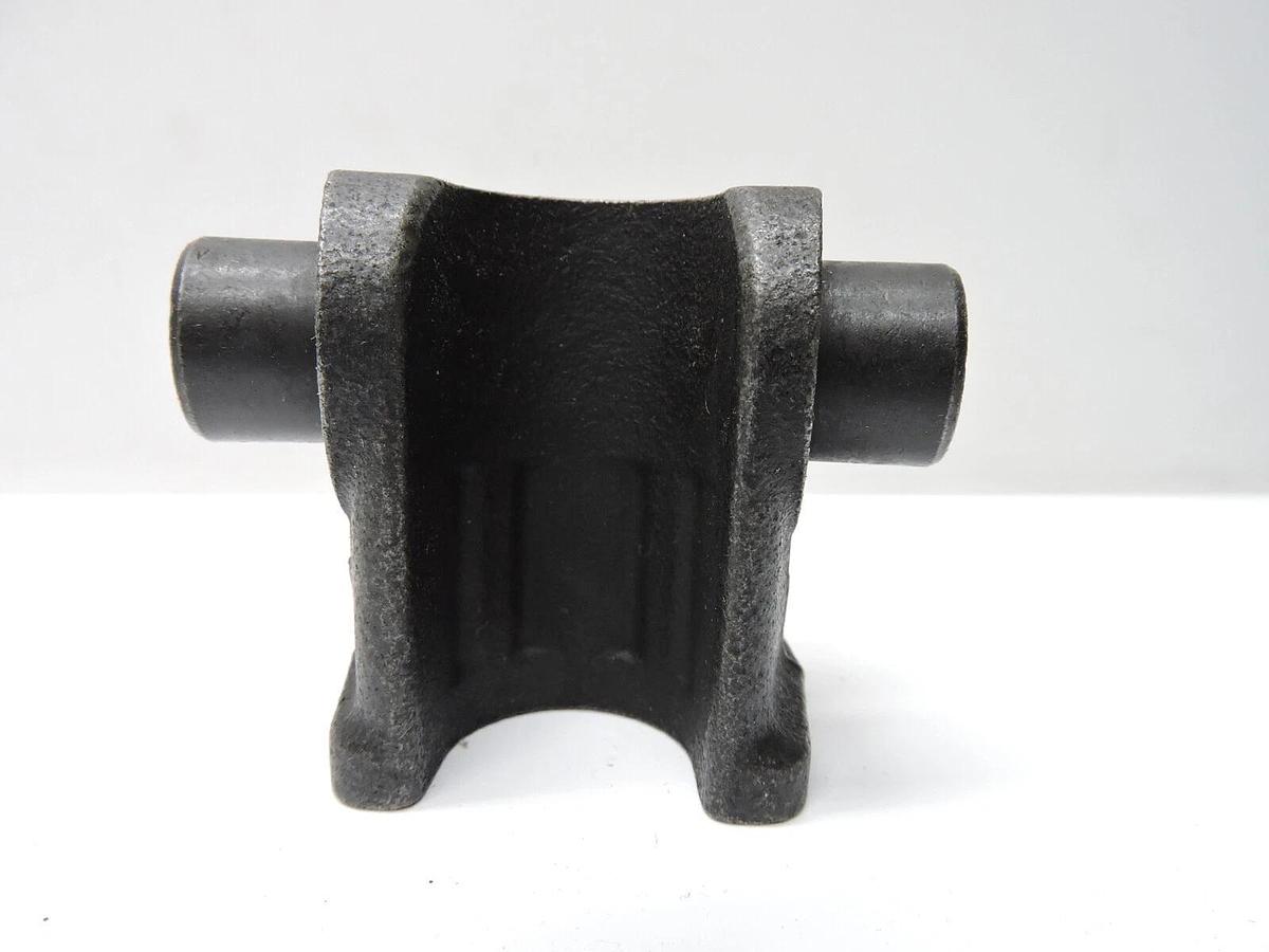 NEW Deutz 04515734 Rocker Support Rocker Arm Bracket Black New 0451-5734 OEM