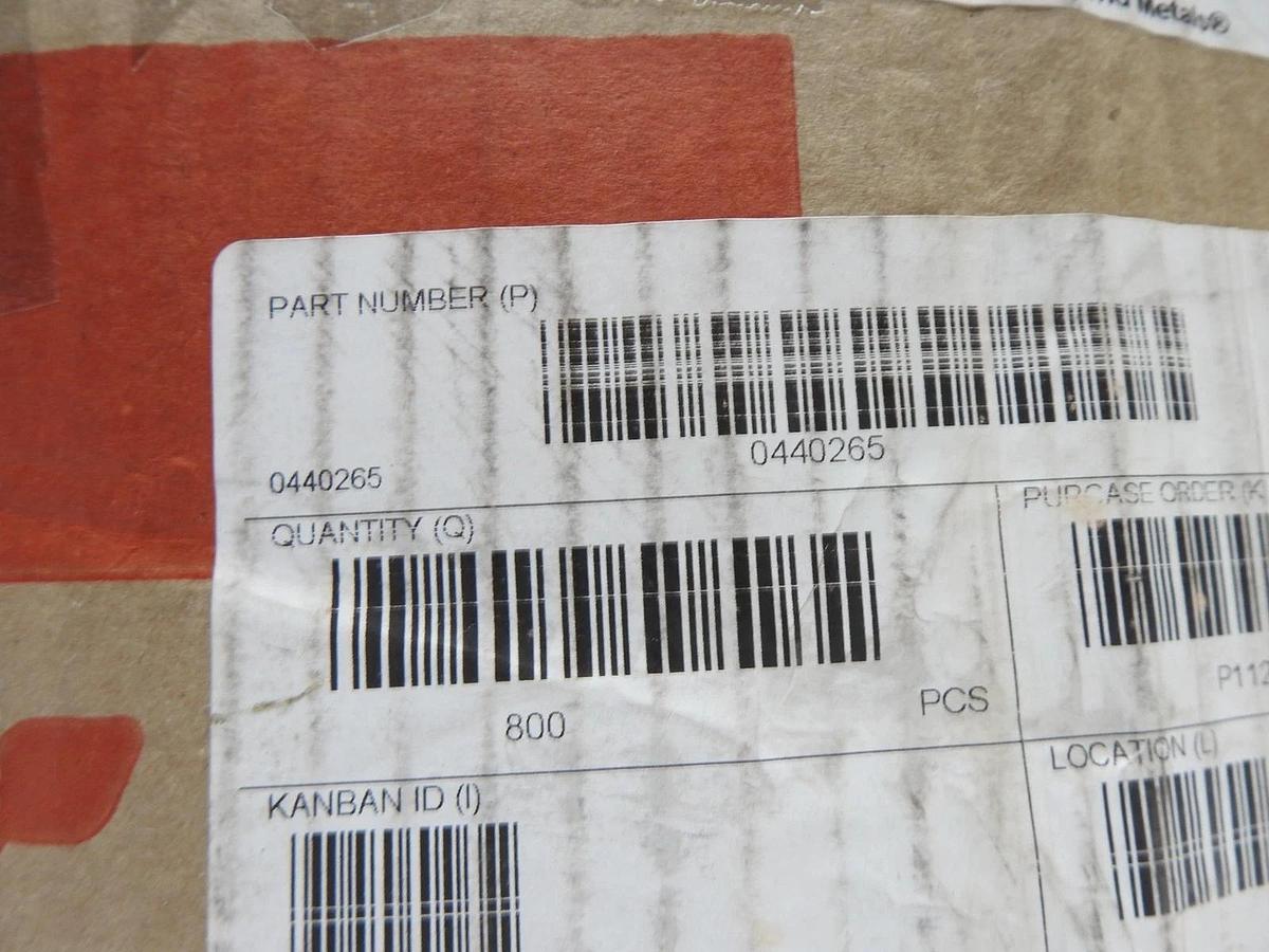 (Box of 800) JLG 0440265 Bearing Bushing 1.25" ID - .75" Long MRP NEW