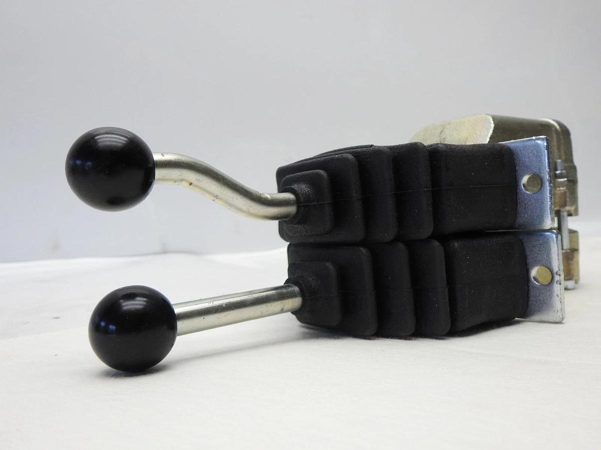 OEM Altec 970514478 Dual Joystick Controller Hydraulic Parker 3619402500 NEW!