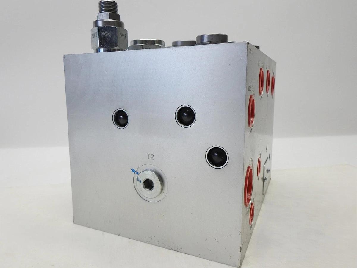 Genie 1276750GT Hydraulic Manifold Traction, 4WD Bucher Hydraulics - OEM NOB NEW