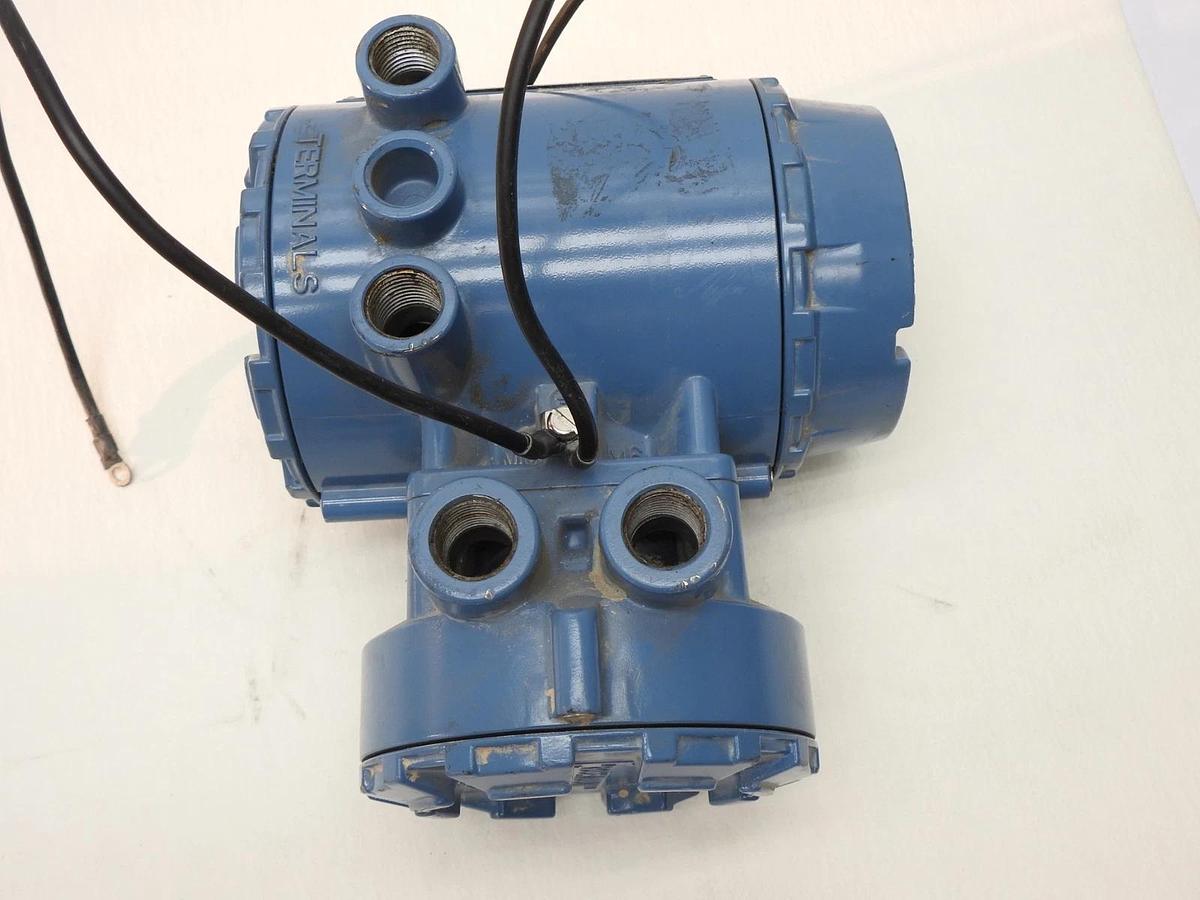 Rosemount 8732EMR1A1N5M4 Flow Transmitter - AS IS UNTESTED