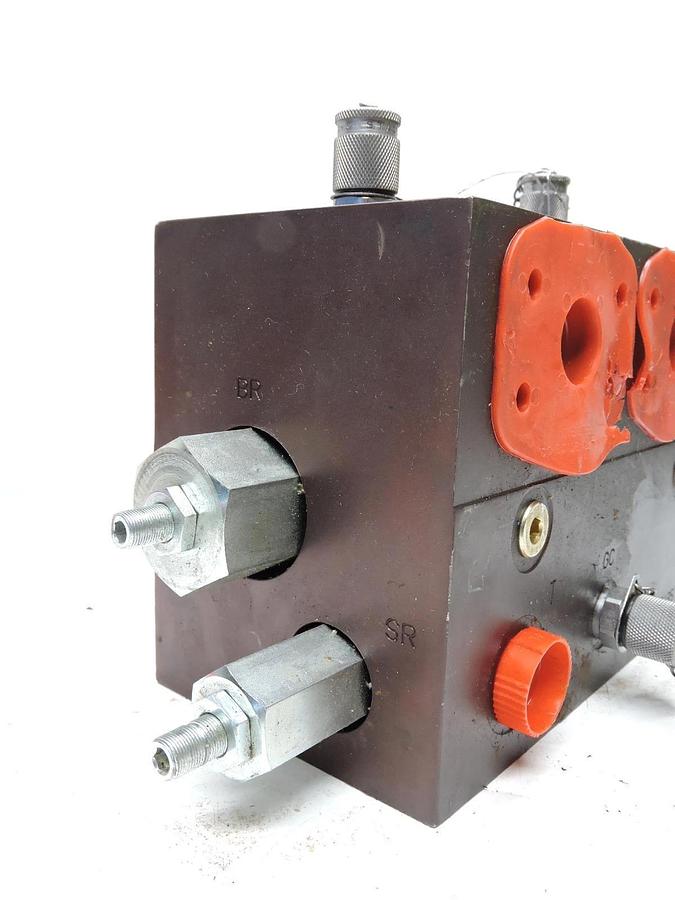 FV-8135 Hydraulic Manifold Block w/ Cartridge Valves Parker