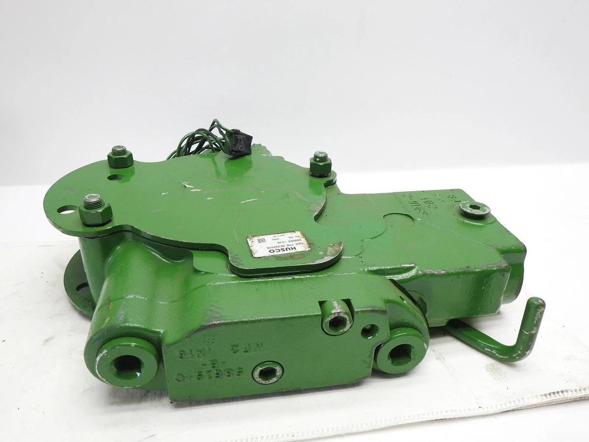 GENUINE John Deere RE262576 Selective Control Valve Husco - OEM BULK NEW