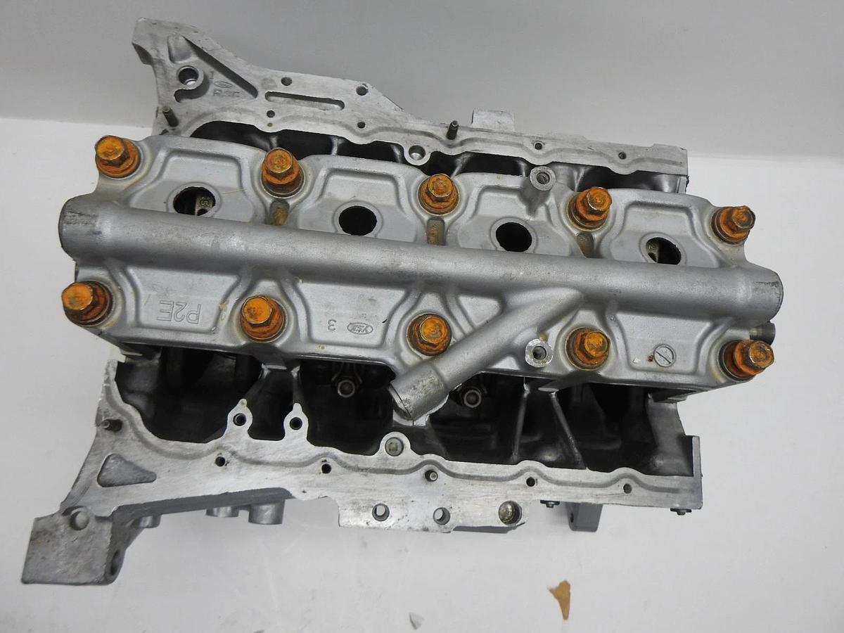 1996-2000 Honda Civic Engine Block 1.6 L SOHC inline-4