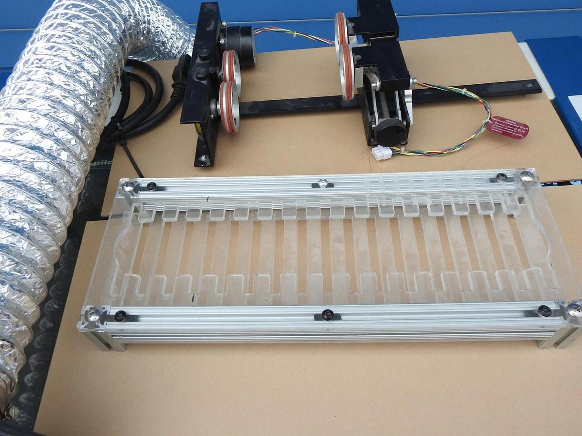 Epilog Helix 75 Watt Laser Engraver 24x18 | 2018 | 8000 Co2 w/ Rotary Attachment