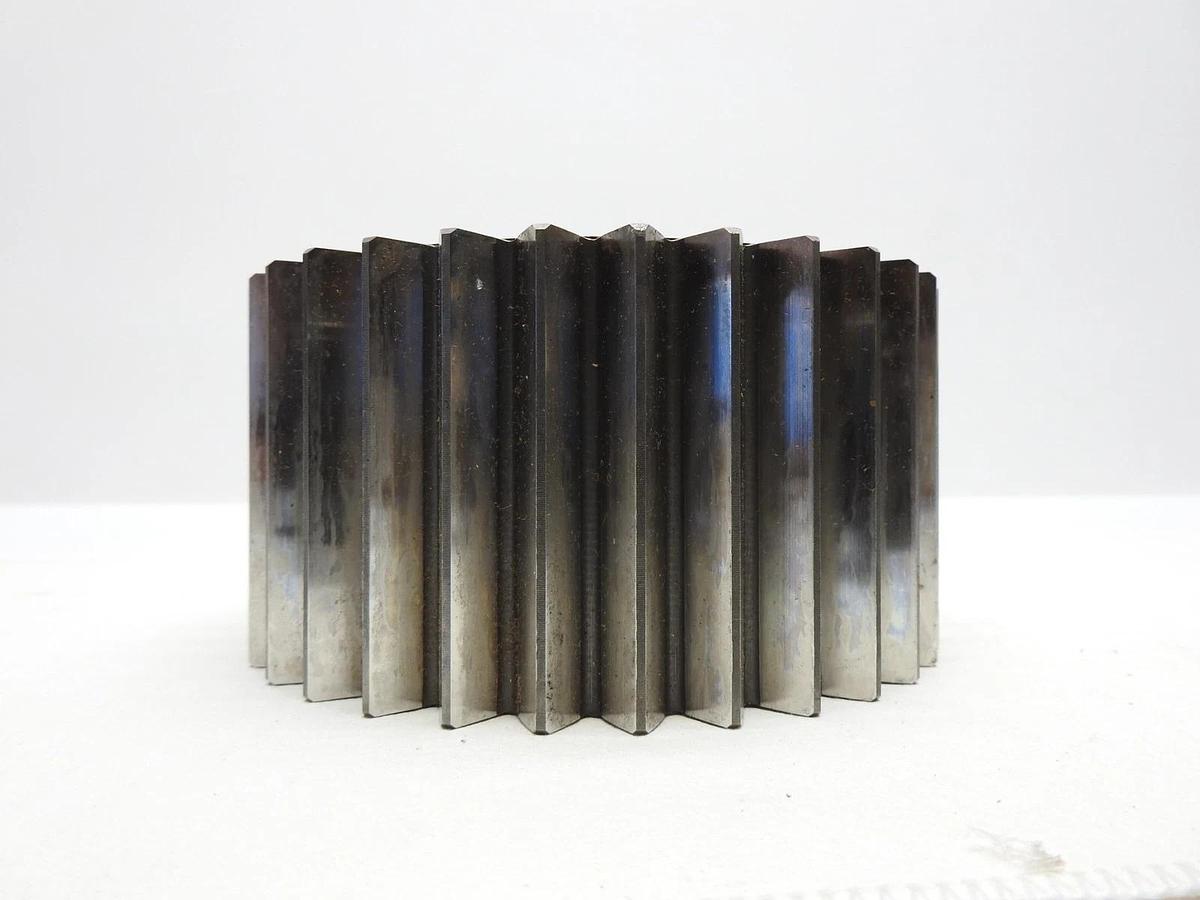 John Deere R225113 Planet Pinion, Gear, Ground for R153611 Carrier ORIGINAL NEW!
