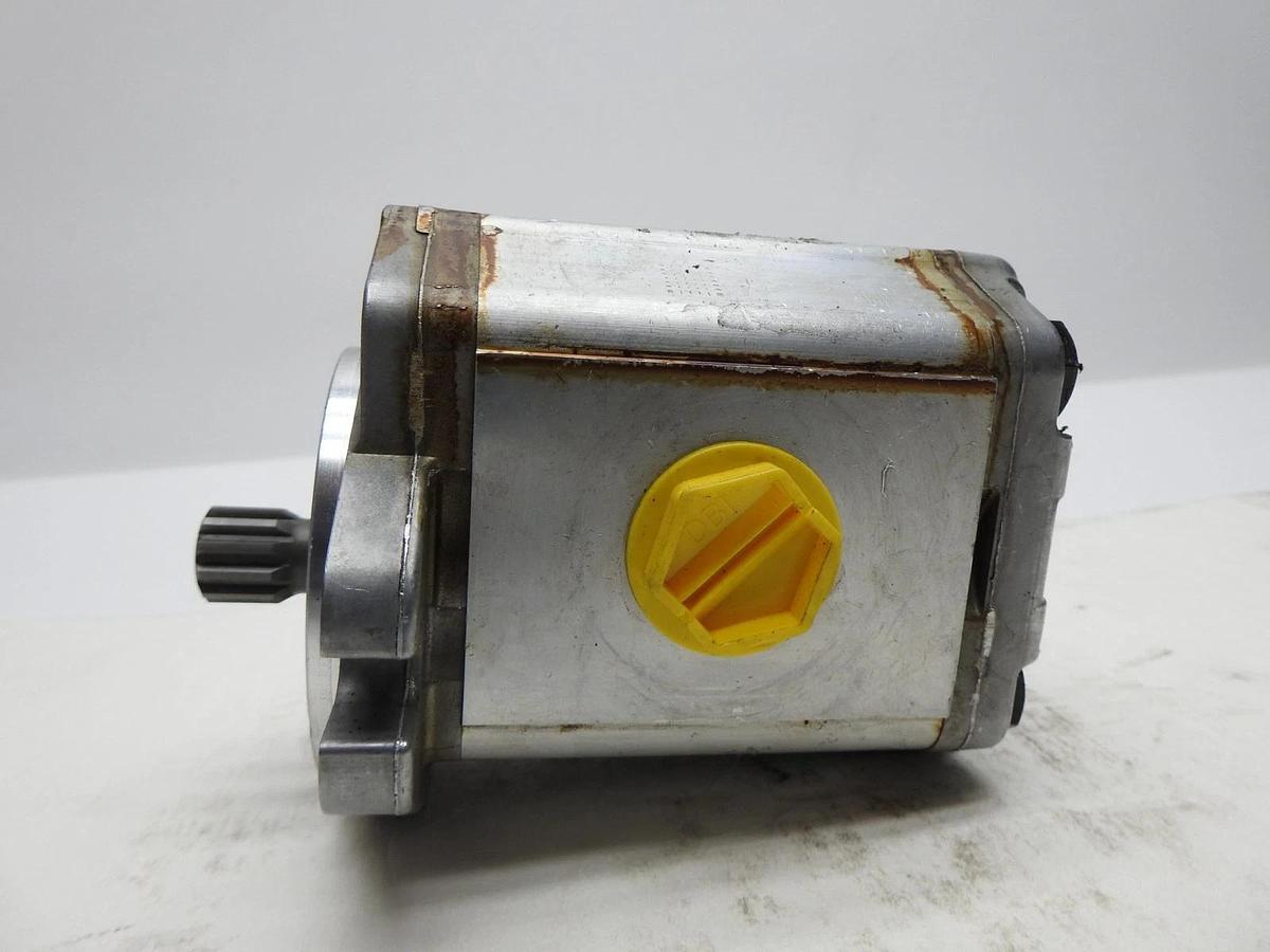 AGCO 4285179M1 Hydraulic Pump Danfoss 111.22.068.0C GR2 Fixed Displ GENUINE
