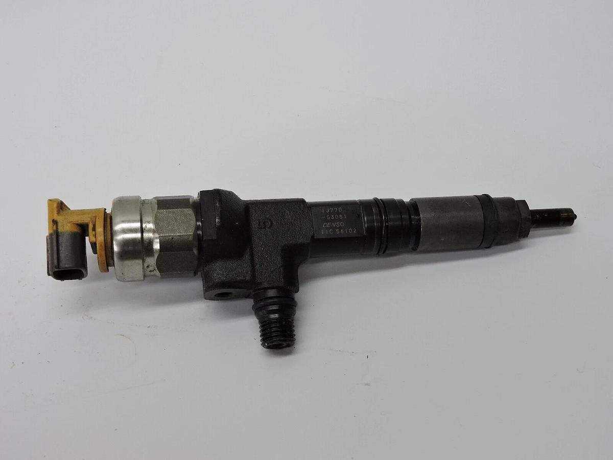 Denso 1J770 Caterpillar injector CORE