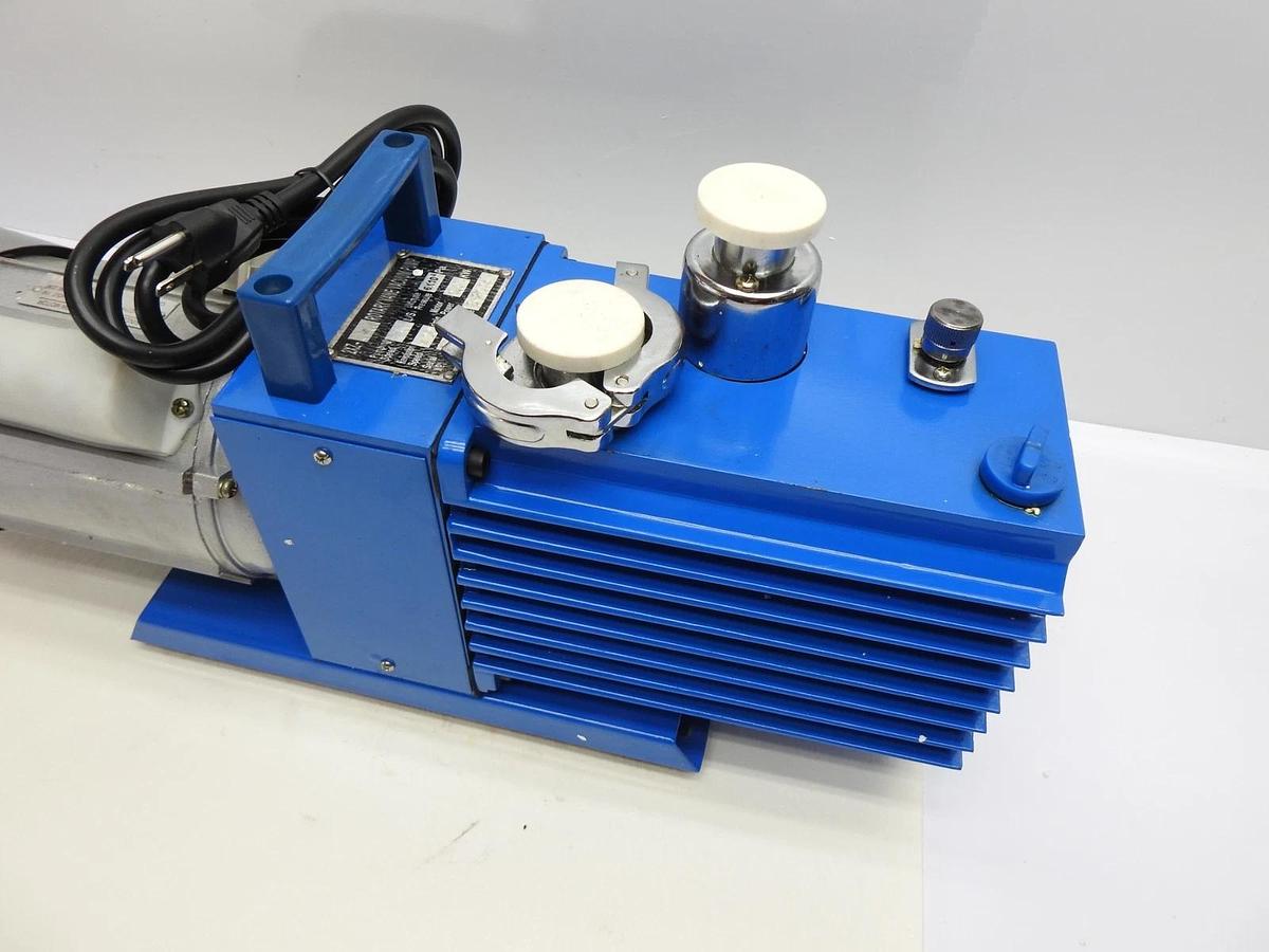 2XZ-4 Rotary Vane Vacuum Pump - NEW READ DESC