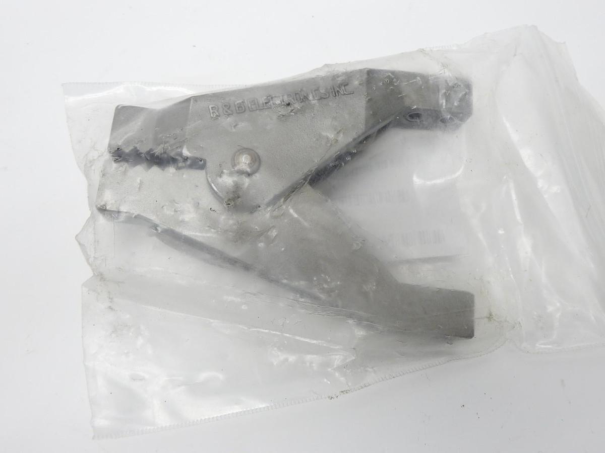 R&B Electronics M83413/12-1 Stainless Steel Electrical Grounding Clamp - OEM NEW
