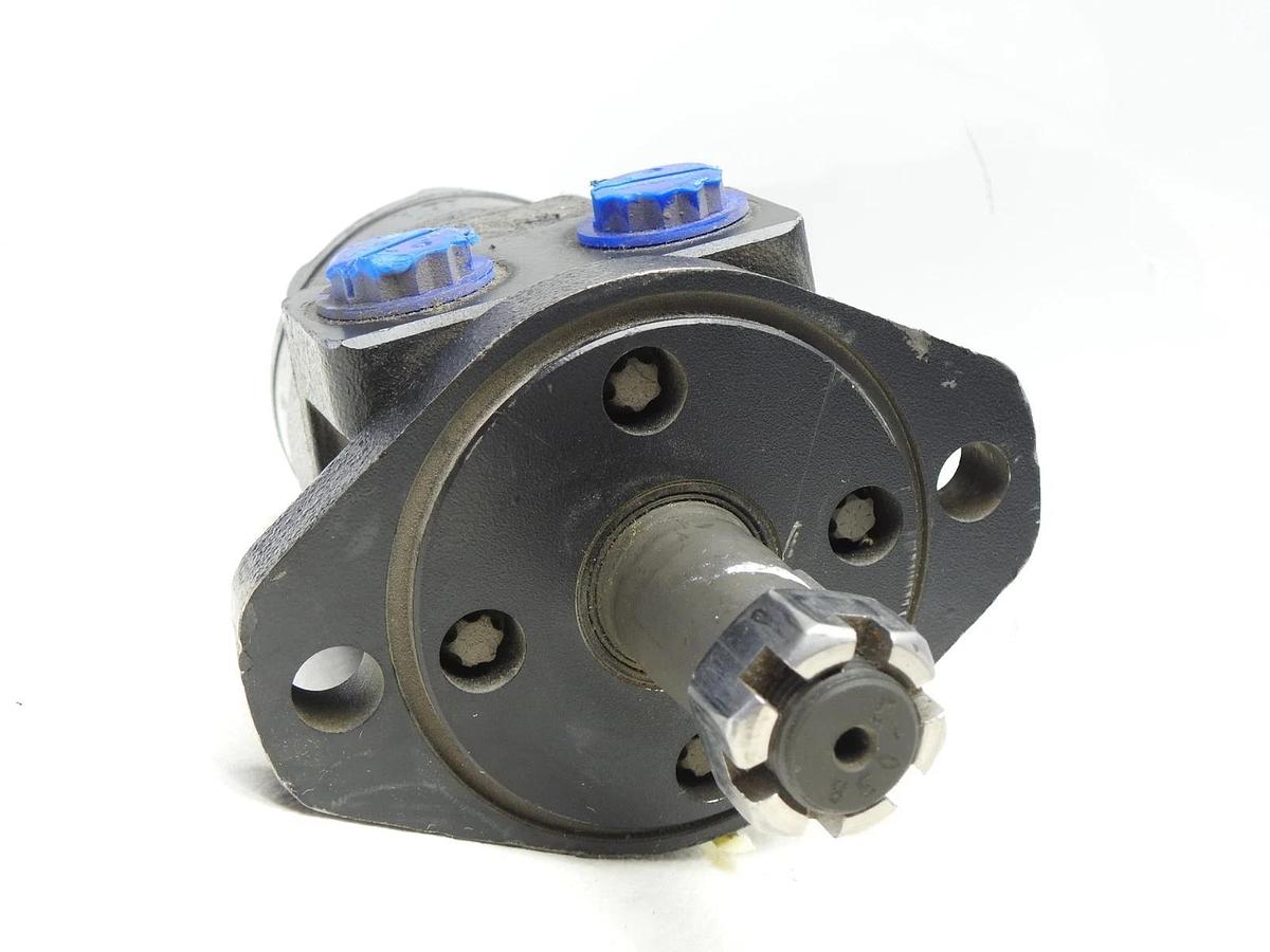 Eaton Char-Lynn Hydraulic Motor 15851-001 (2 Bolt, Keyed Shaft)