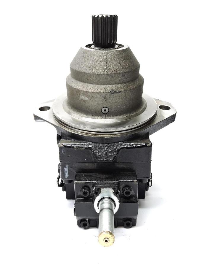 John Deere AKK29180 Standard Cruise Rear Hydraulic Motor Danfoss 83067369