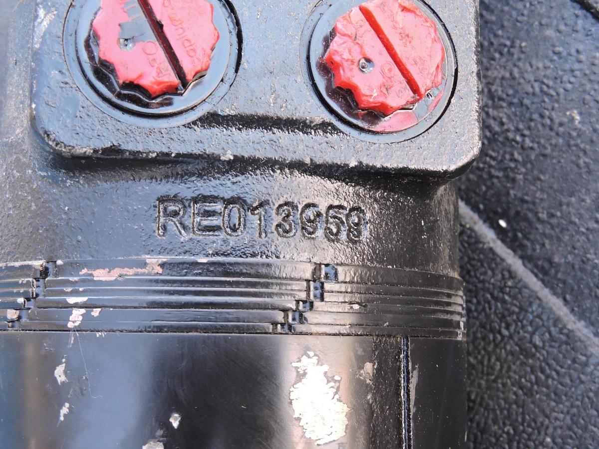 Sumitomo Drive Gear Reducer CNHXS-6105Y-25 Motor: 2.24 HP, Ratio: 25 1920 INLB