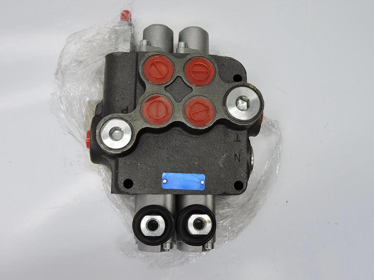 Hydraulic Directional Control Valve for Tractor Loader JYP80-0T/2 - NOB NEW!