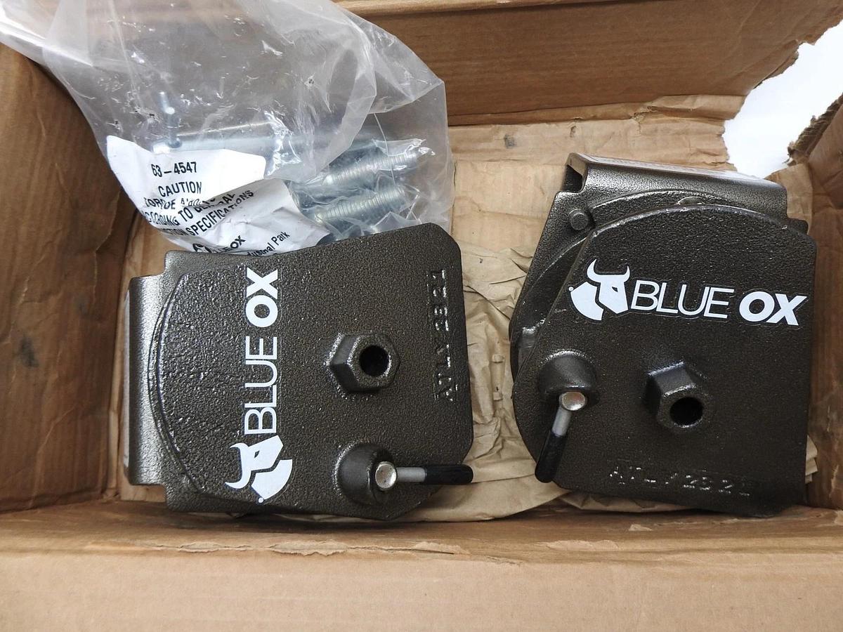 BlueOx 63-6546 BXW0350-550 Replacement Clamp On Brackets ONLY - NEW