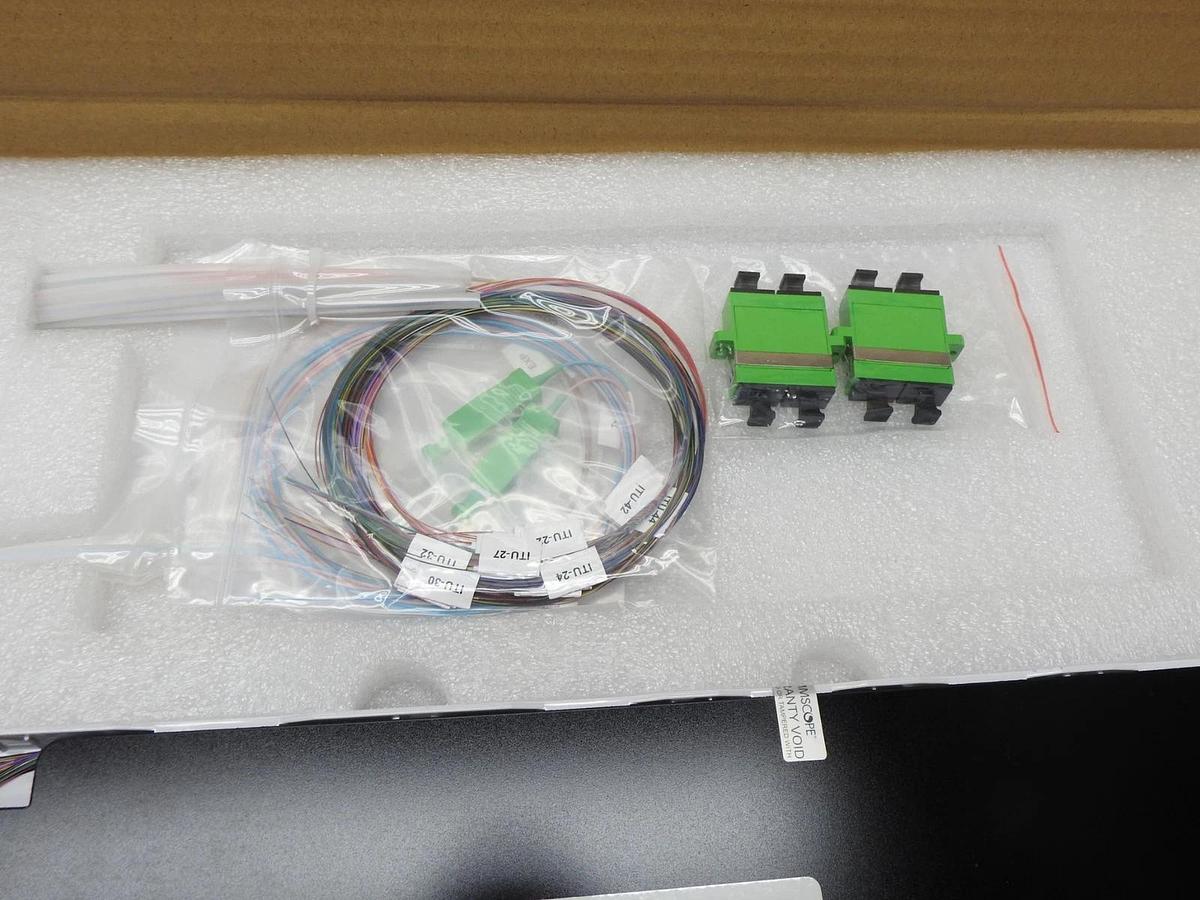 Commscope FOSC-OC-3DQD1204NN2T-U23 DWDM 40CH/UP/EXP/2T 20-59 39862W-000 TYPE D