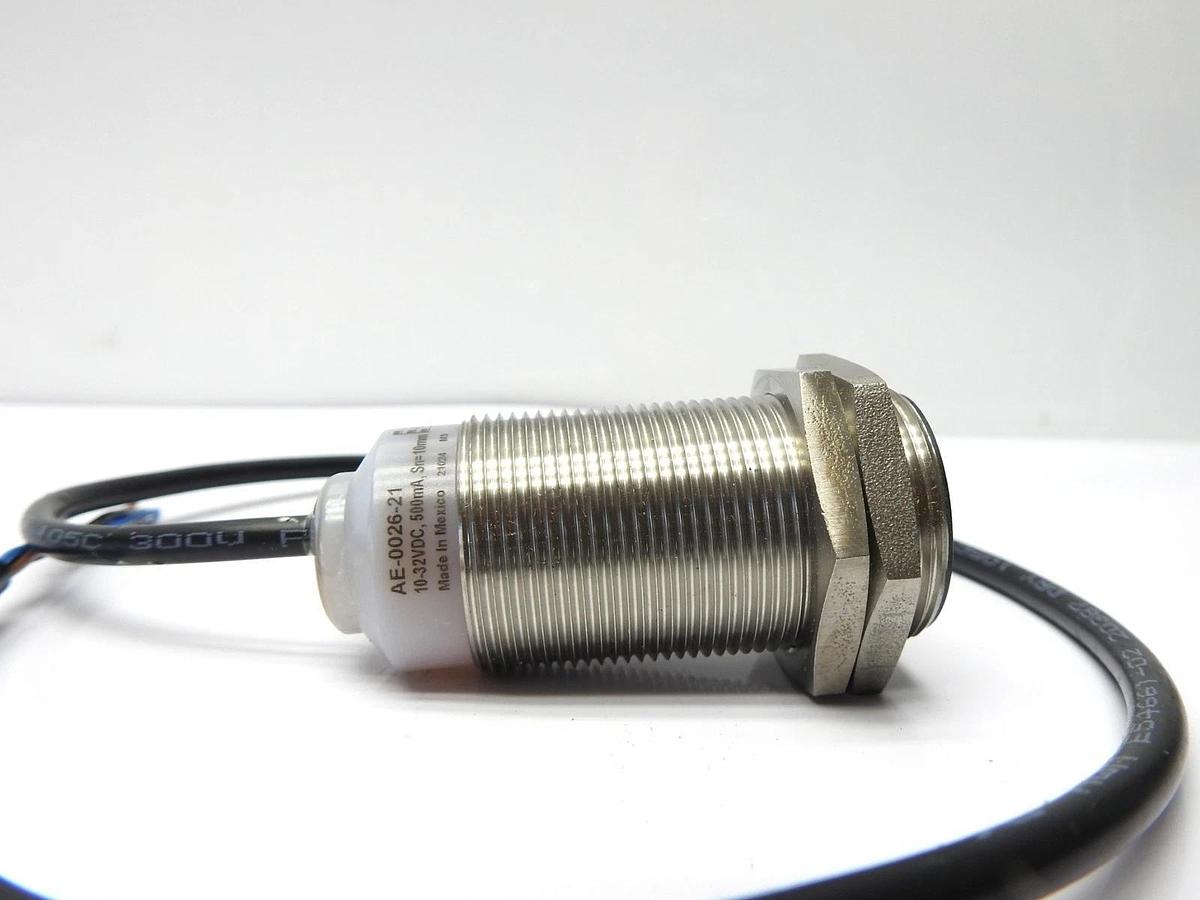 Tubular Inductive Proximity Sensor Replaces E57LAL30T110 (500mA NPN, 21" Cable)