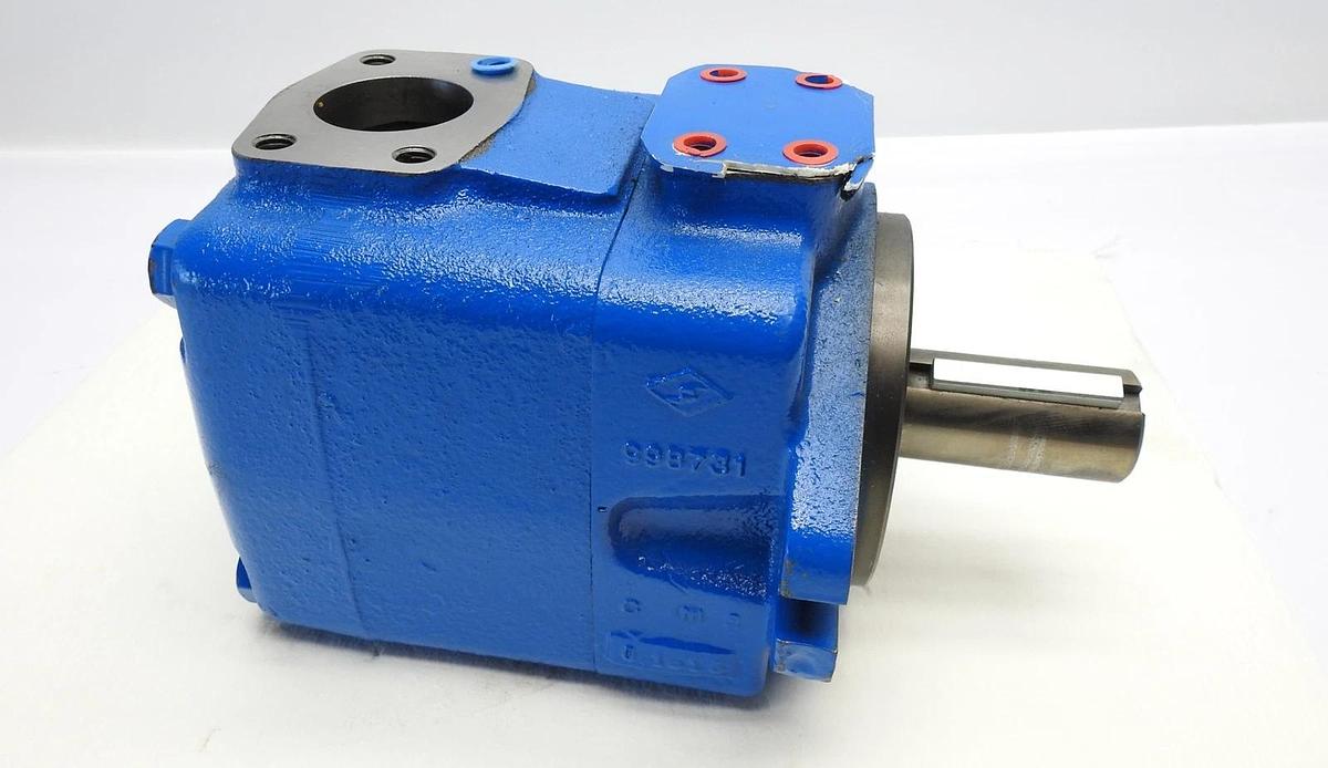 Eaton Vickers VMQ Vane Pump 709-0024-032 VMQ1 VMQ135S135B00500AACANR00 A032 OEM