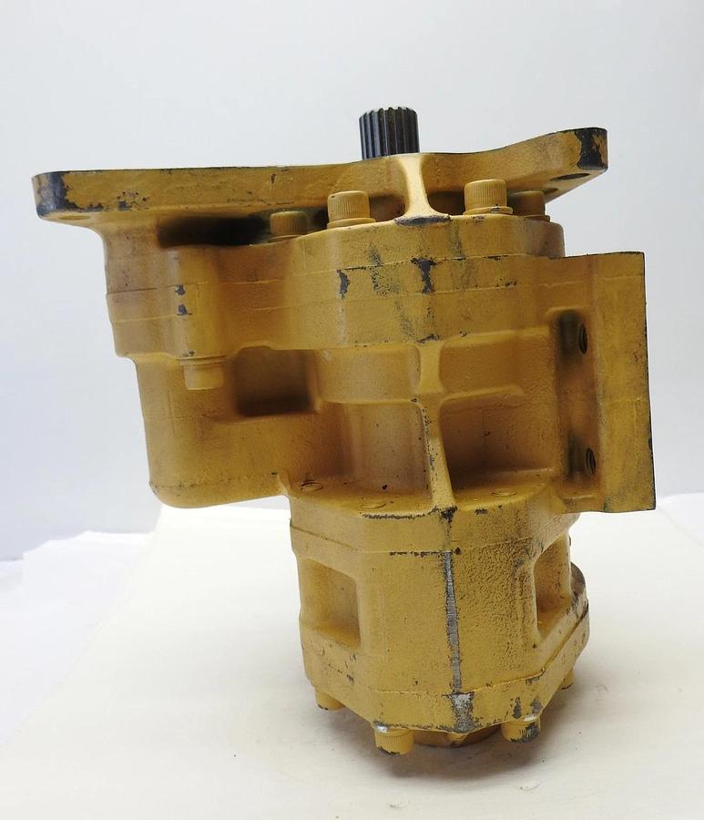 OEM Komatsu 704-71-44002 Hydraulic Pump for D375A-1 D375A-3 D375A-5D 7047144002