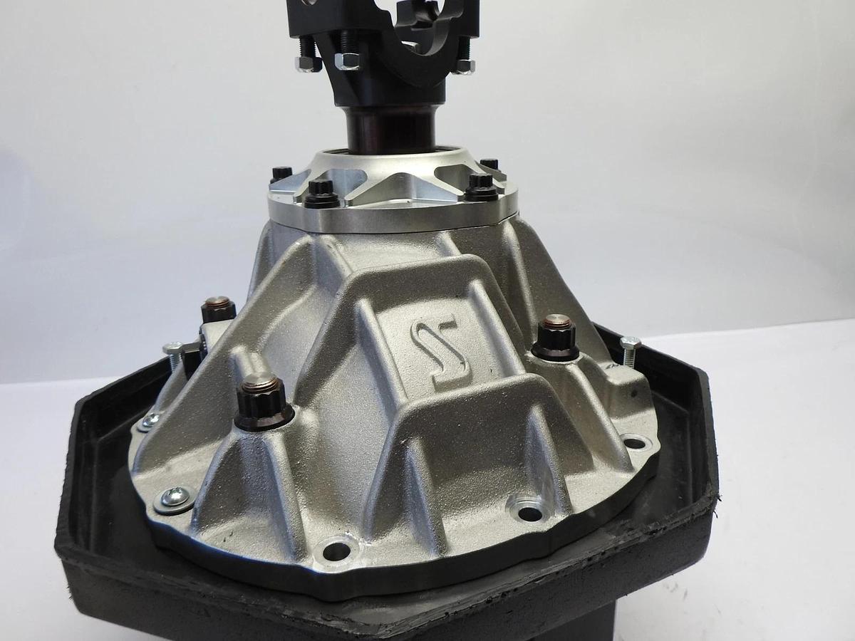 Strange 9" H.D Carrier: D1555, N2322, YOKE: U16021, 3-70 Clear Ratio - NEW!
