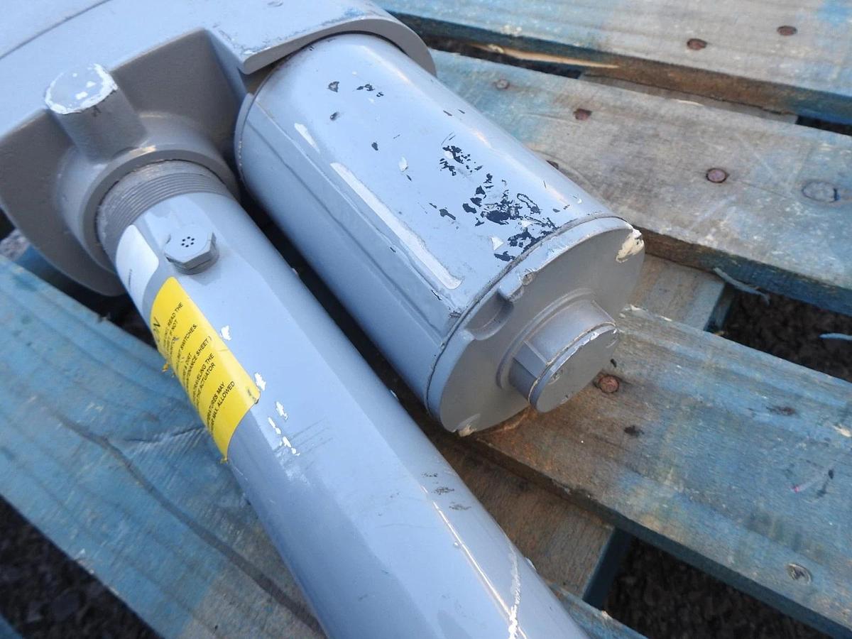 Duff Norton SPA Series Linear Actuator SPA6515 Series SPA6513-136 (1,500 LB) 12"