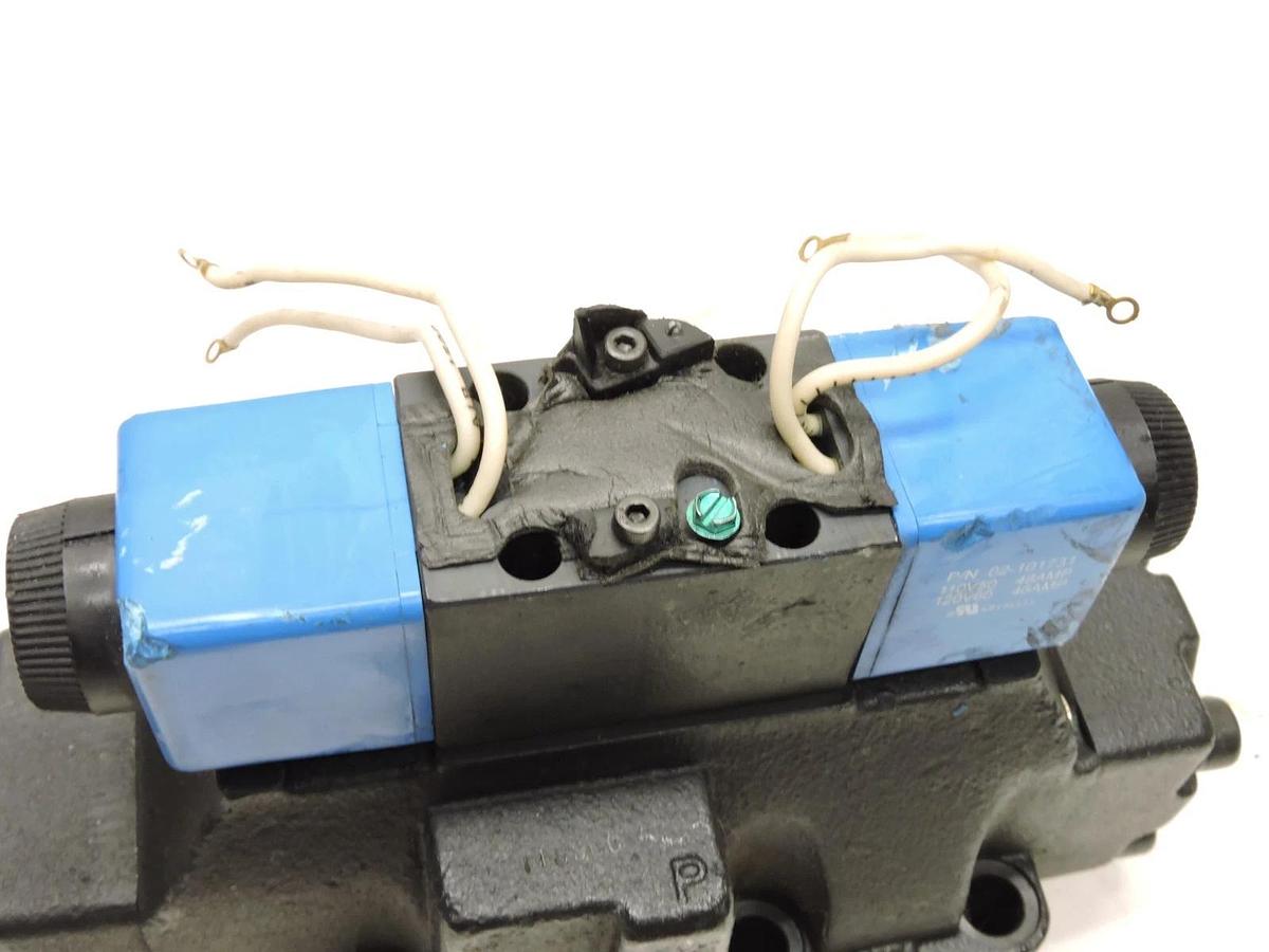 Eaton DG5V-8-S-6C-M-FW-B-10 with Pilot Valve DG4V-3S-6C-M-FW-B5-60 - NOB NEW
