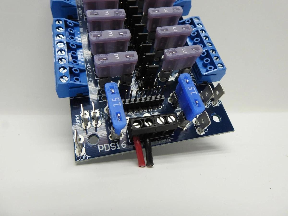 Altronix PDS16 - 16 Fused / 2-Input Power Dist Mod BULK NEW