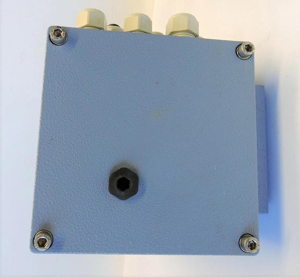 McCrometer Bi-Directional Electromagnetic FPI Mag 394 w/ 880003055 Converter