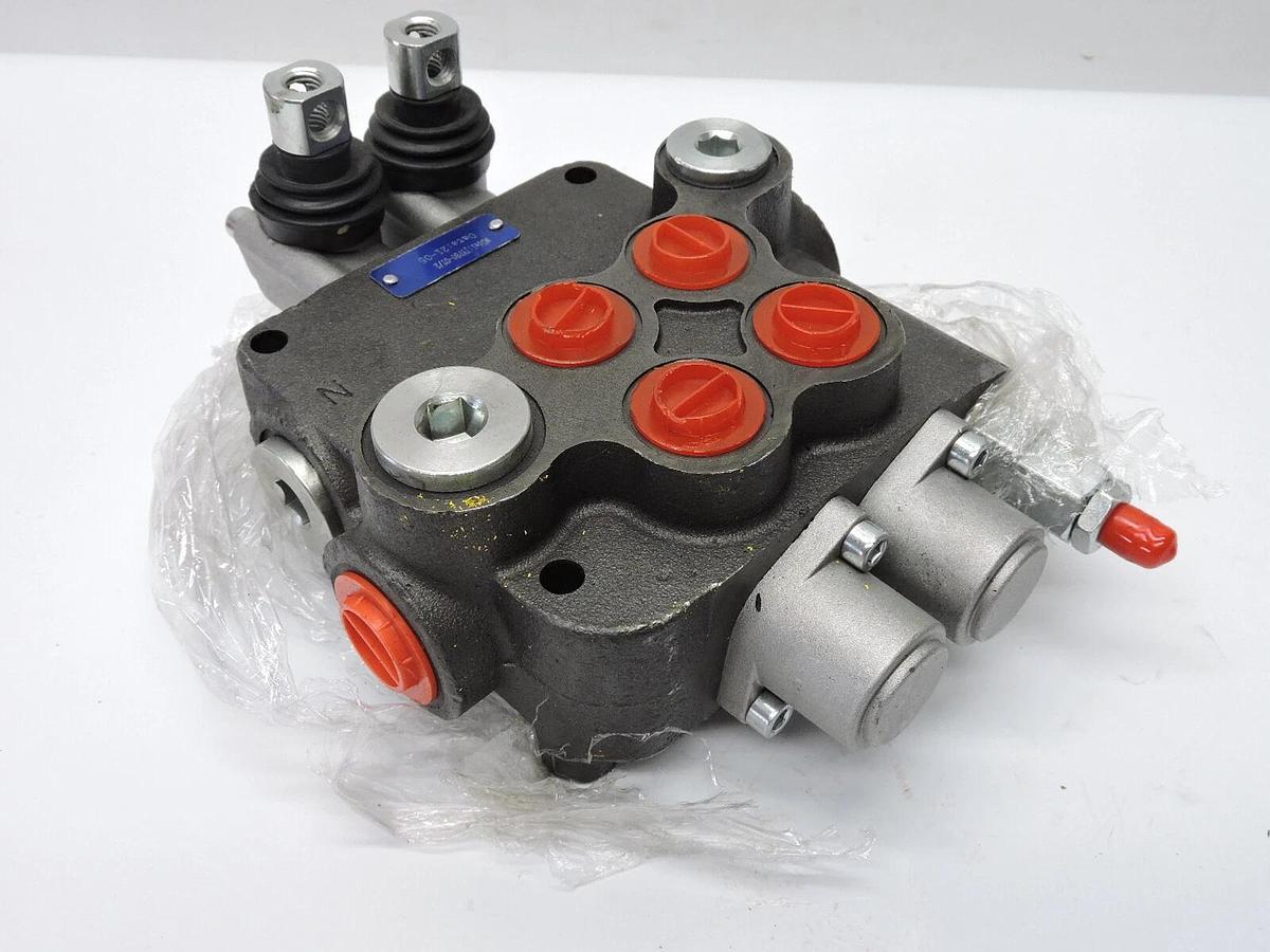 Hydraulic Directional Control Valve for Tractor Loader JYP80-0T/2 - NOB NEW!