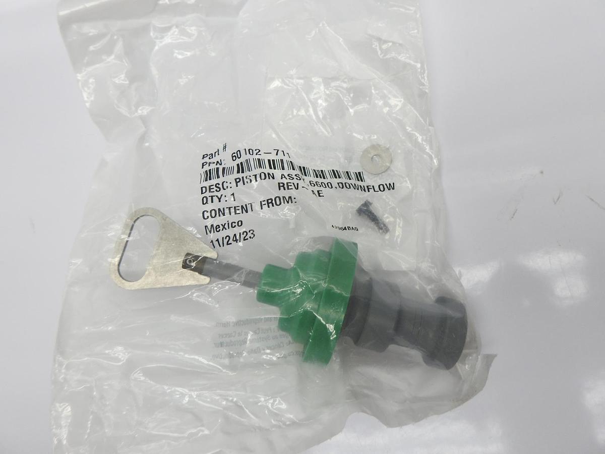Pentair Fleck 60102-711 Downflow Piston for Fleck 5600SXT/6700 - GENUINE OEM NEW