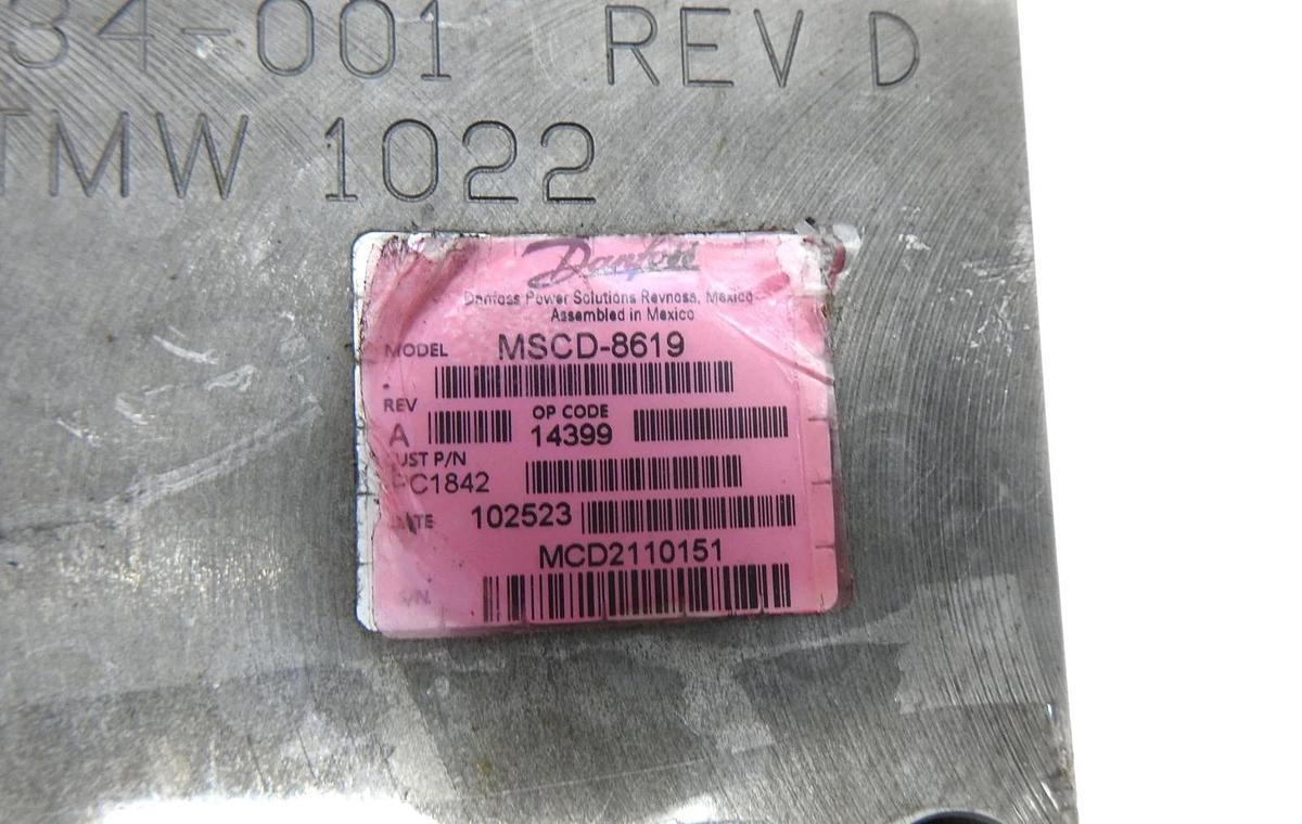 Danfoss 5987134-001 Hydraulic Manifold Valve Vickers MSCD-8619 GENUINE - NEW!
