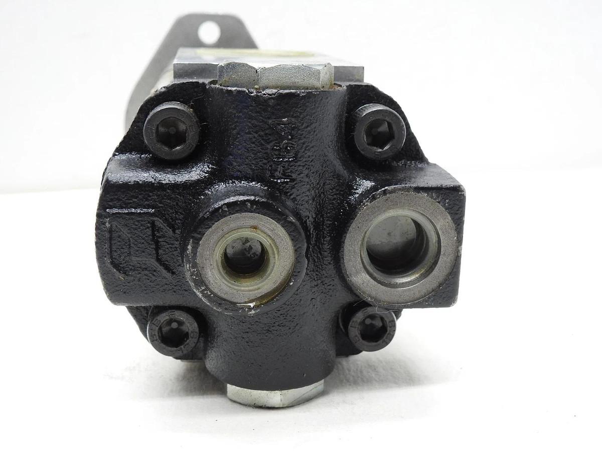 Casappa PLP20.20-49S1/20.2 Hydraulic Tandem Gear Pump PLP20.20 - NOB NEW!