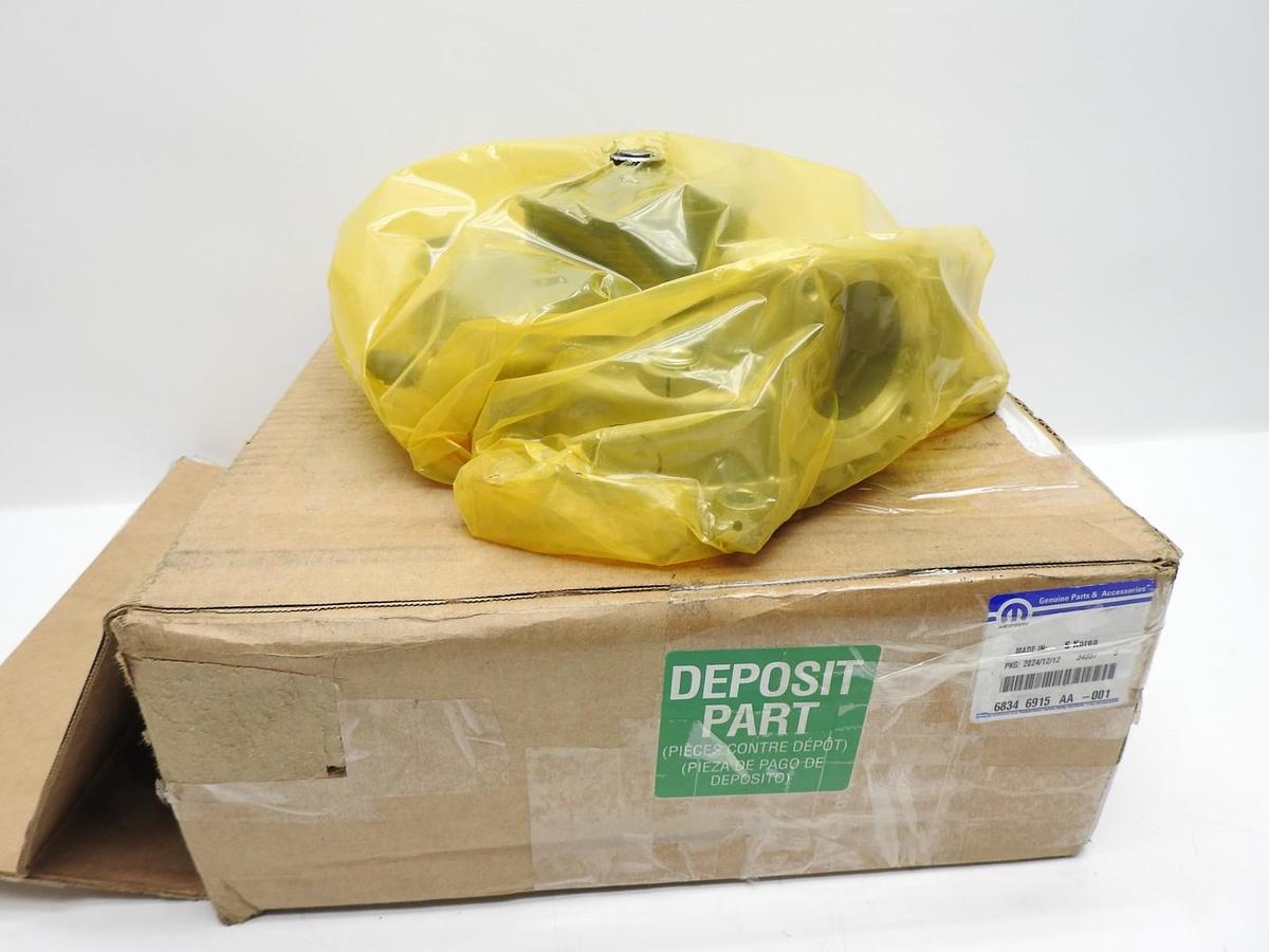 Genuine OEM Mopar Engine Water Pump for Chryisler Dodge 5.7 V8 68346915AA - NEW