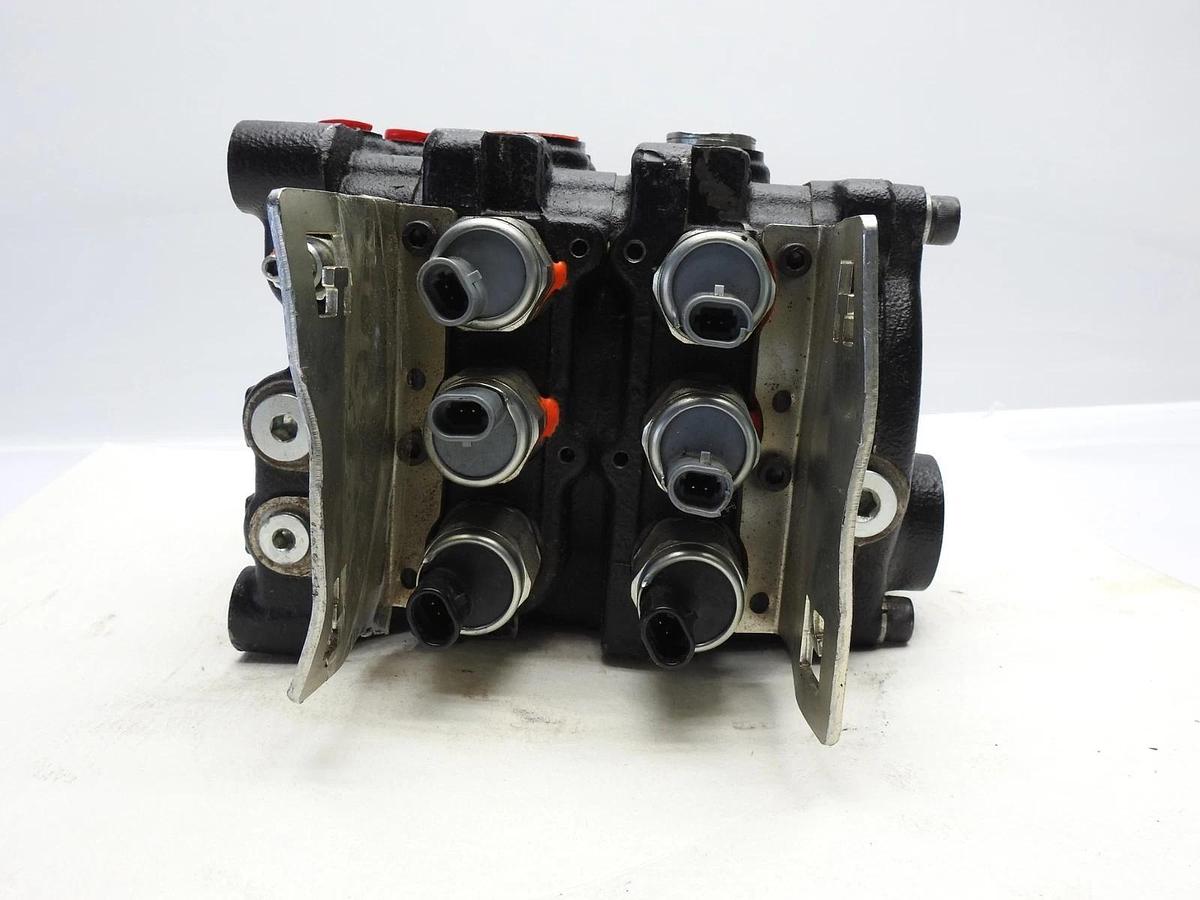 GENUINE John Deere AT547129 Joystick Steering Valve for Loader (New READ)