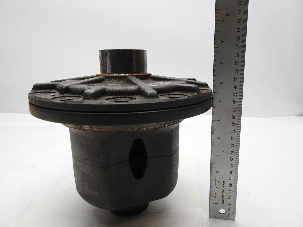 AAM 8K271 (12 Bolt) 5131B Differential Assembly Locker Hub AJ 8J301 - NOB NEW!