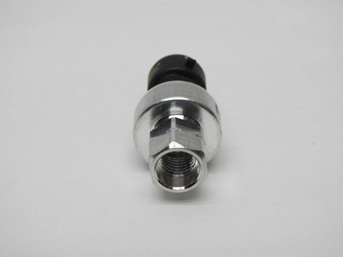 Peterbilt 12CP45-4 A/C Pressure Transducer Paccar Genuine OEM