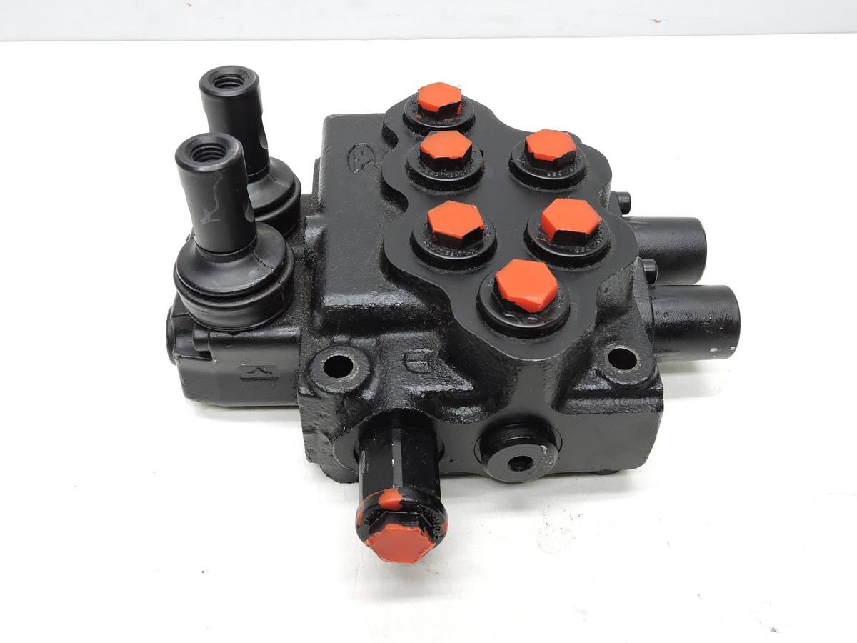 Walvoil 40007594 Hydraulic Distributor Valve for LS MT3.40, LS MT125 LS MT1.25