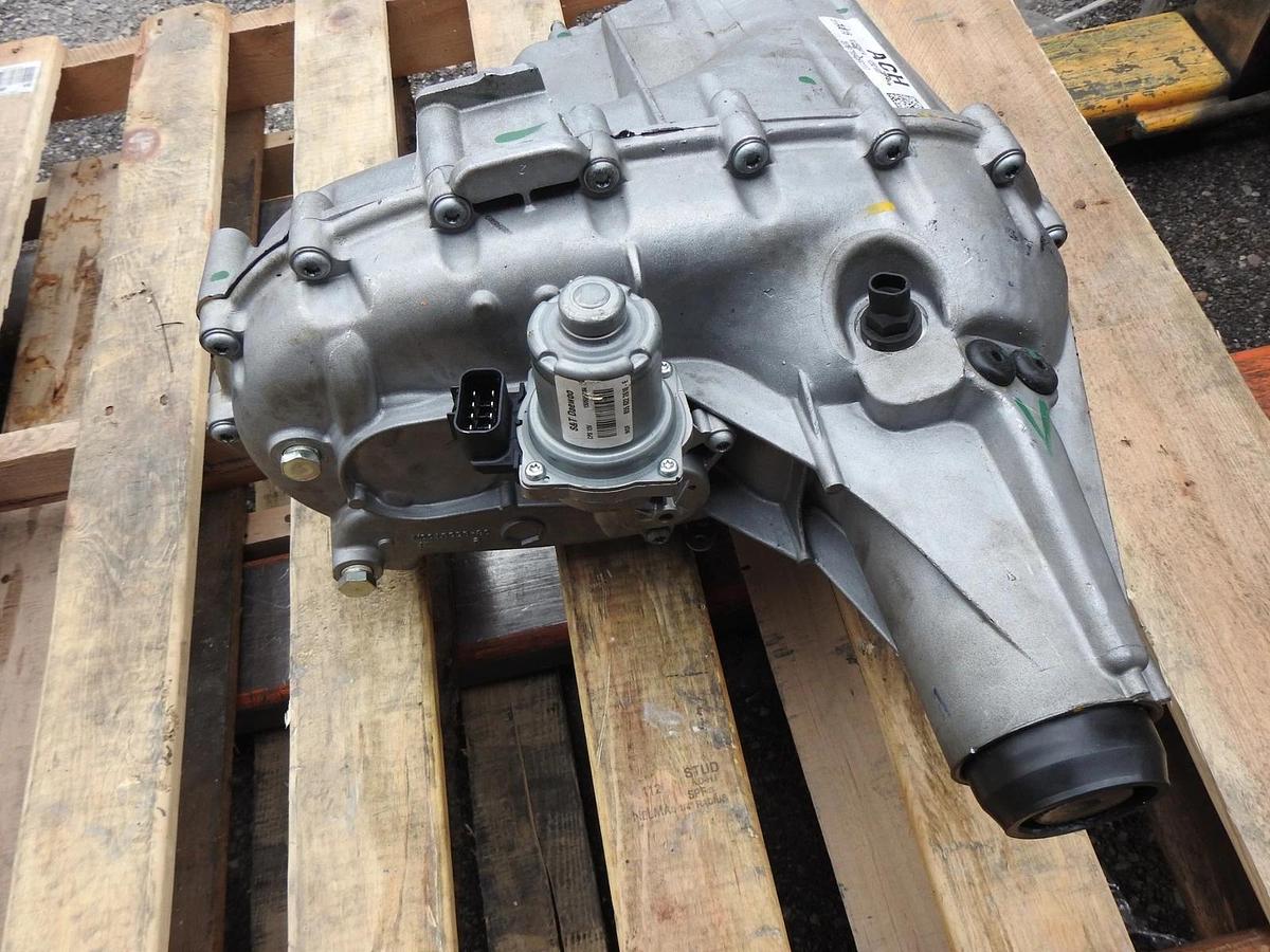 Transfer Case Assembly 812928414 for 2018 Escalade Tahoe Yukon 6.2L V8 - READ -
