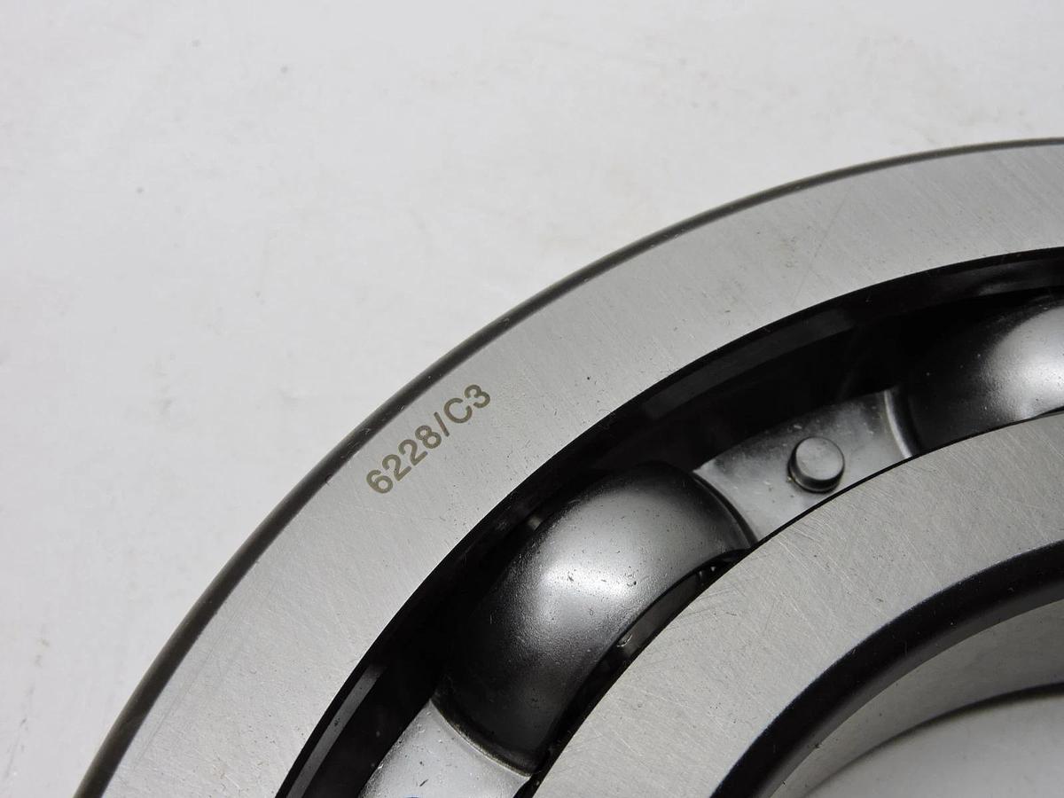 SKFSKF 6228 C3, Single Row Radial Ball Bearing,140 mm ID, 250 mm OD, 42 mm W, NO