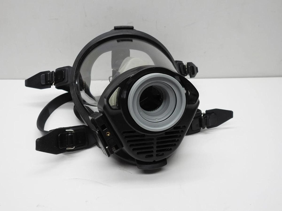 Honeywell 252010 Full Face Respirator Mask Medium - NICE!
