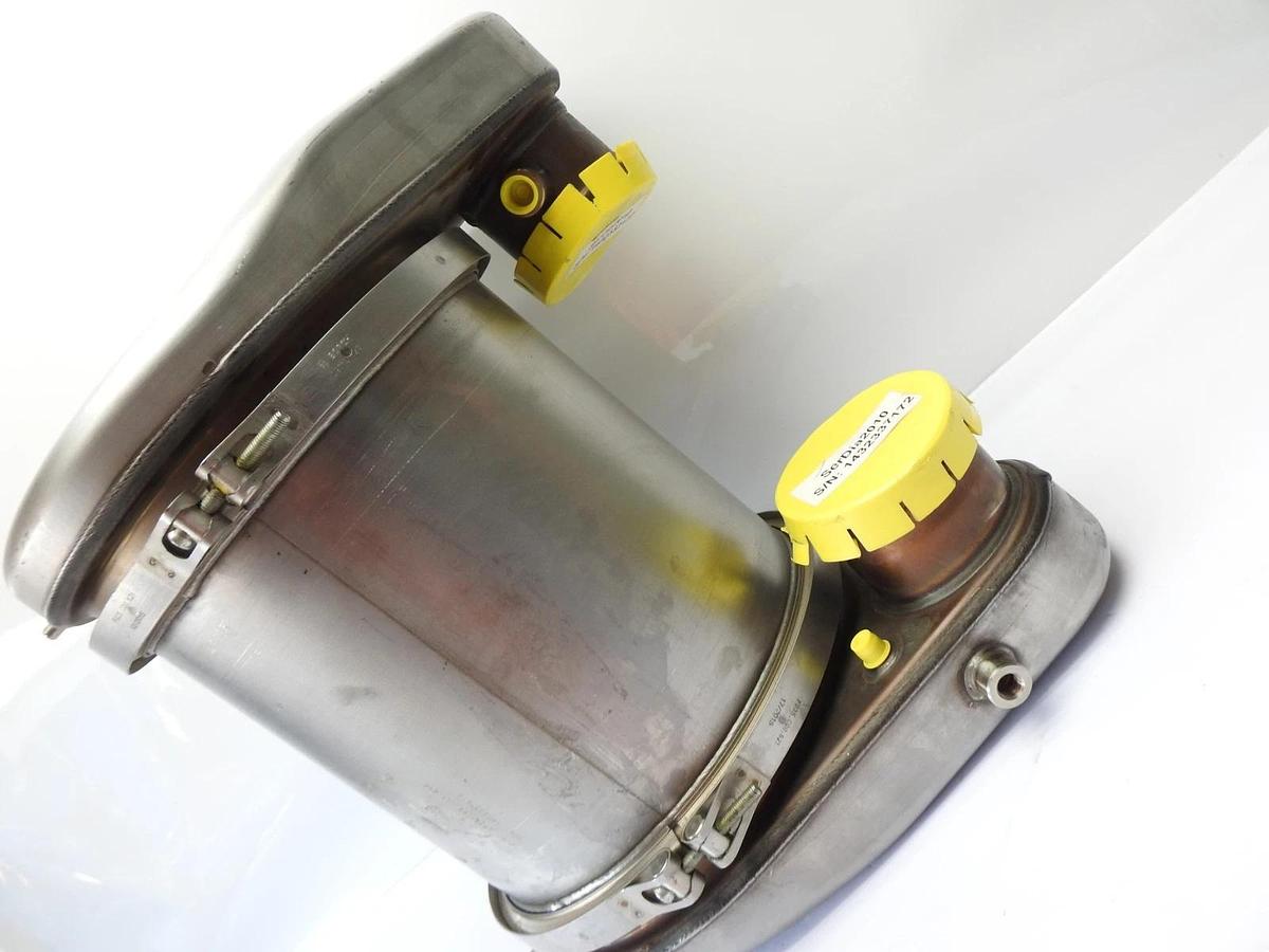 AGCO DEUTZ 72622080 Diesel Particulate Filter DPF for Fendt 900 Series OEM NEW!