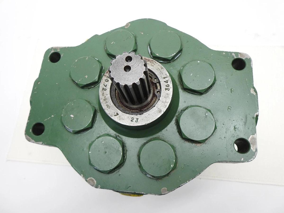 for John Deere Hydraulic Pump AR97872 AR90459 Fits 2030 2040 3020 3030 3040 4010