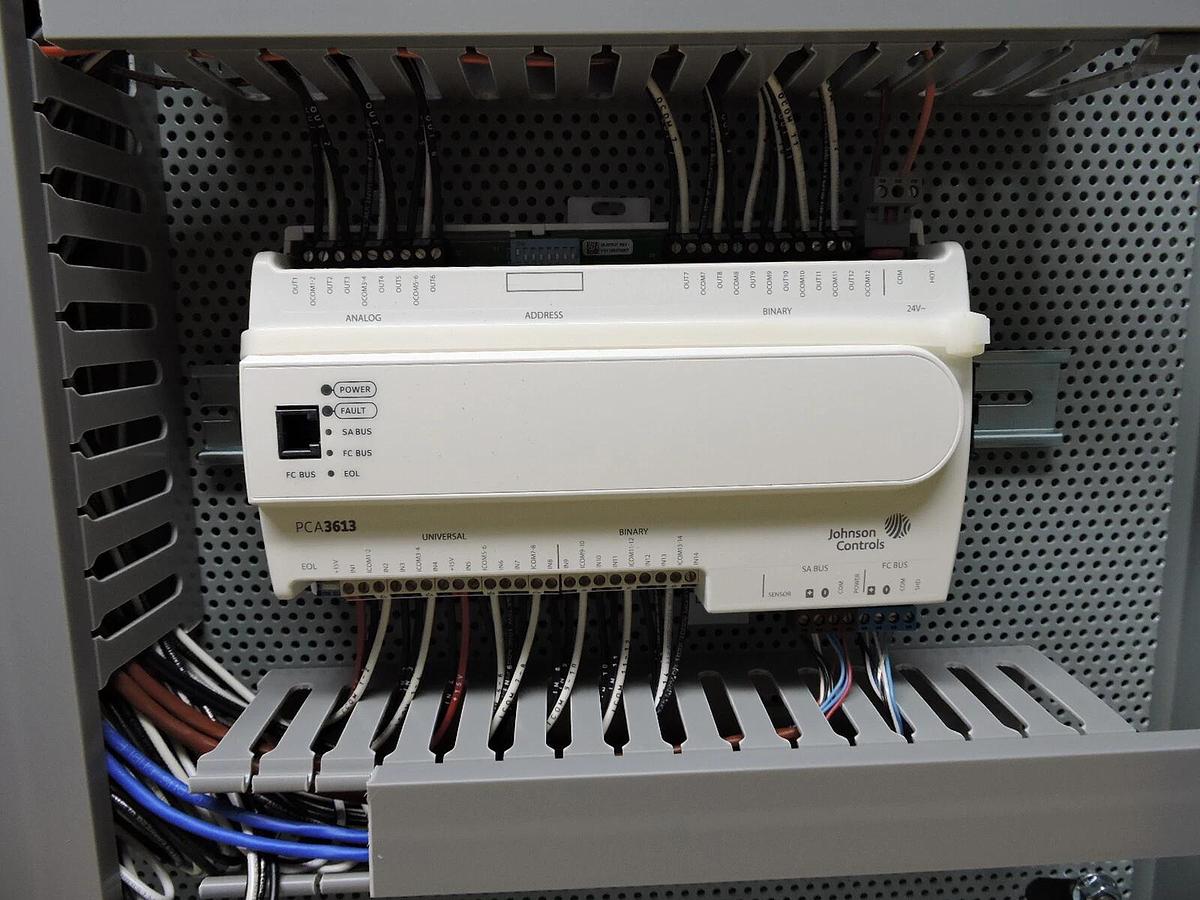 Johnson Controls PAYF00011EH0 FX-PCG/FX-PCX Control Panel Assy FX-PCA3611-0 -NEW