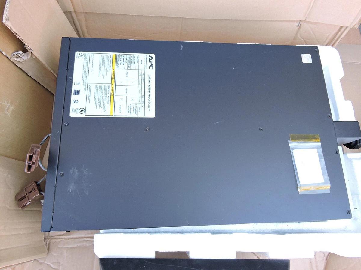 APC SRT5KRMXLT Smart-UPS SRT - NOB UNUSED-  READ DESCRIPTION