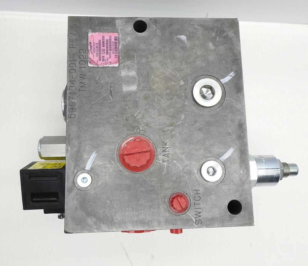 Danfoss 5987134-001 Hydraulic Manifold Valve Vickers MSCD-8619 GENUINE - NEW!