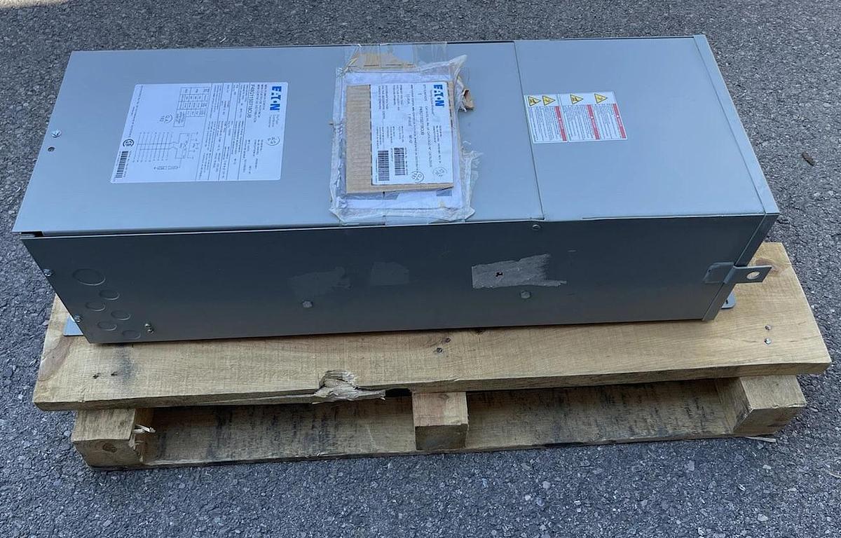 Eaton Mini Power Center 7.5 KVA 1 Phase 60 HZ P48G11S0718CUB - NEW