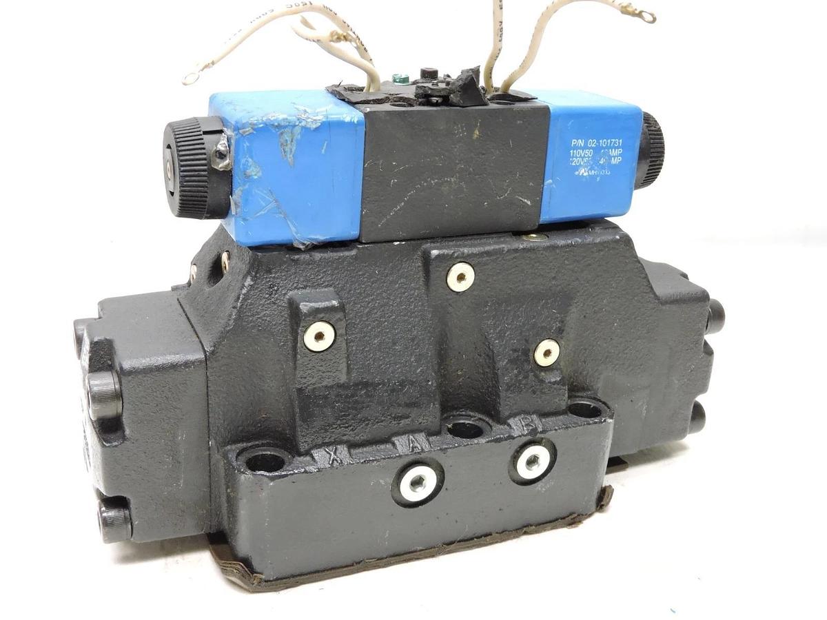 Eaton DG5V-8-S-6C-M-FW-B-10 with Pilot Valve DG4V-3S-6C-M-FW-B5-60 - NOB NEW