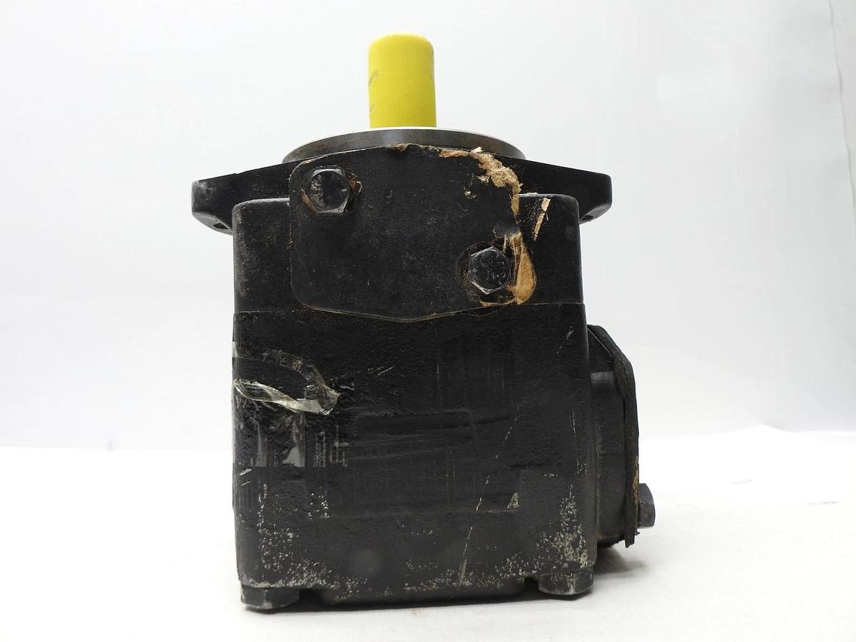 Labrie HYP01482 Hydraulic Denison Vane Pump T6DW-042 CW - NOB NEW